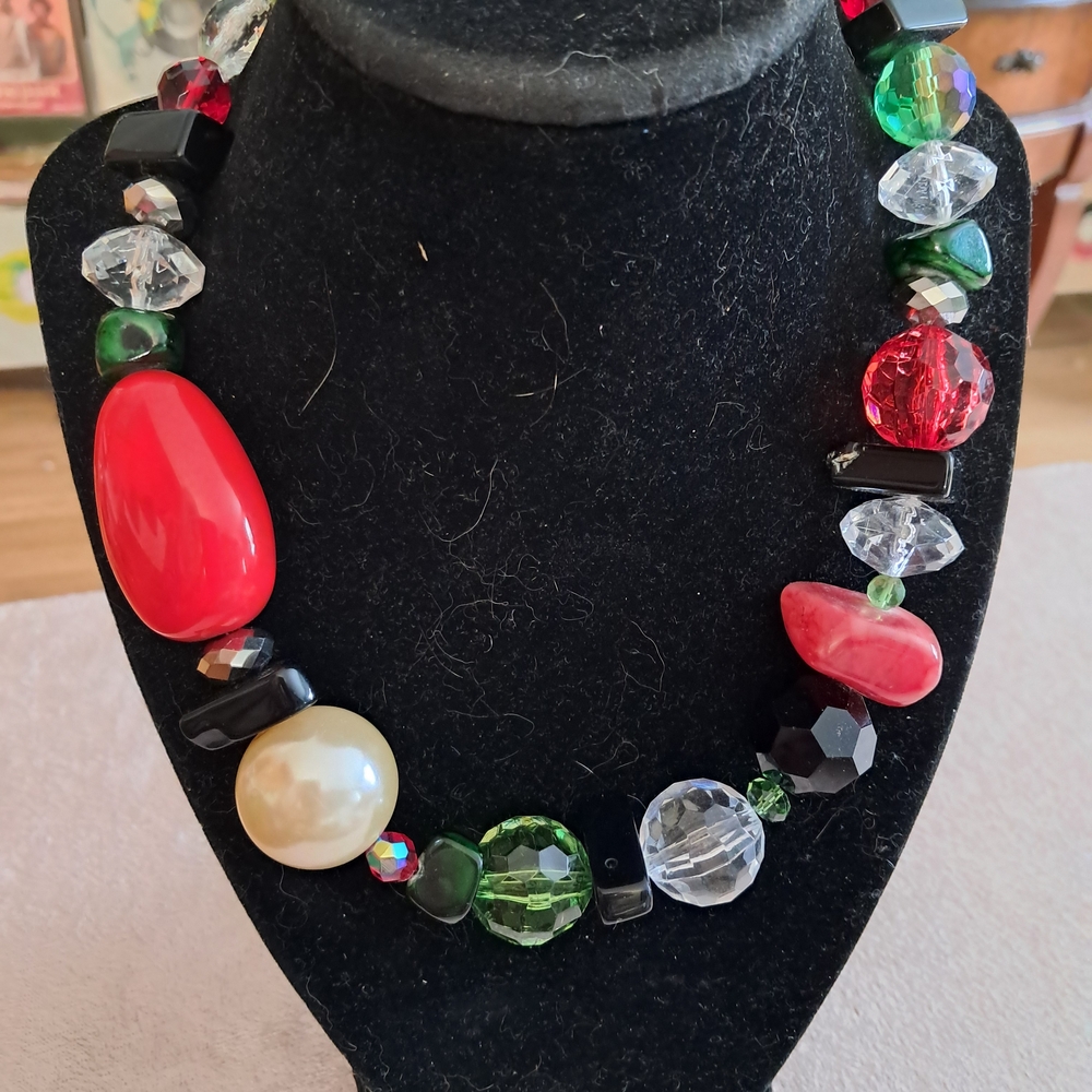 Vintage Colorful Chunky Beaded Faux Pearl Necklace